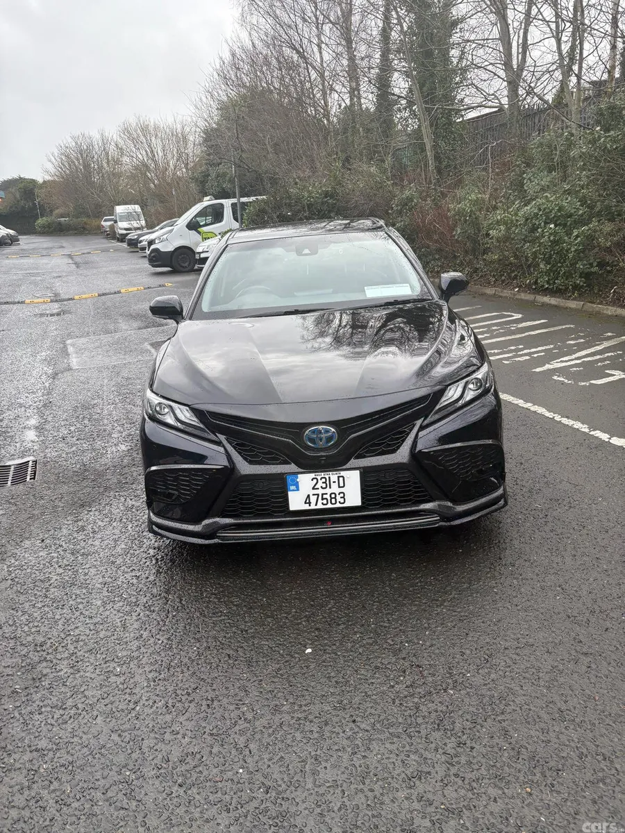 Toyota Camry Saloon, Petrol Hybrid, 2023, Black