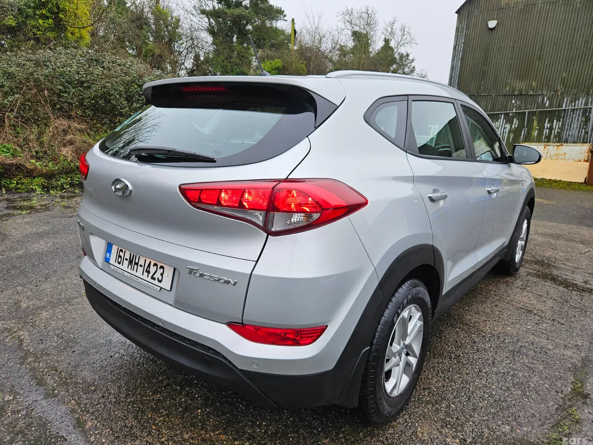 Hyundai Tucson SUV, Diesel, 2016, Silver
