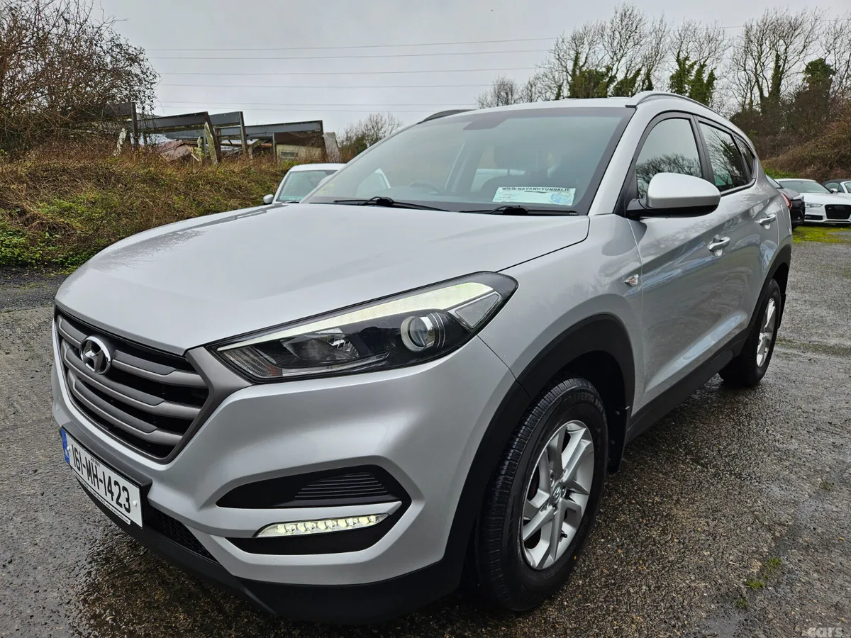Hyundai Tucson SUV, Diesel, 2016, Silver