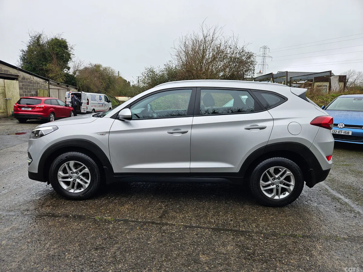 Hyundai Tucson SUV, Diesel, 2016, Silver