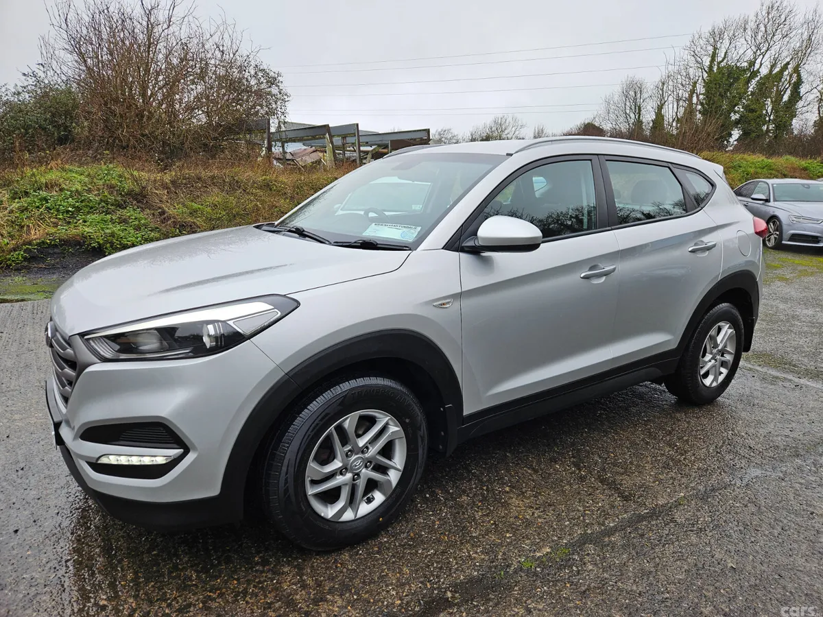 Hyundai Tucson SUV, Diesel, 2016, Silver