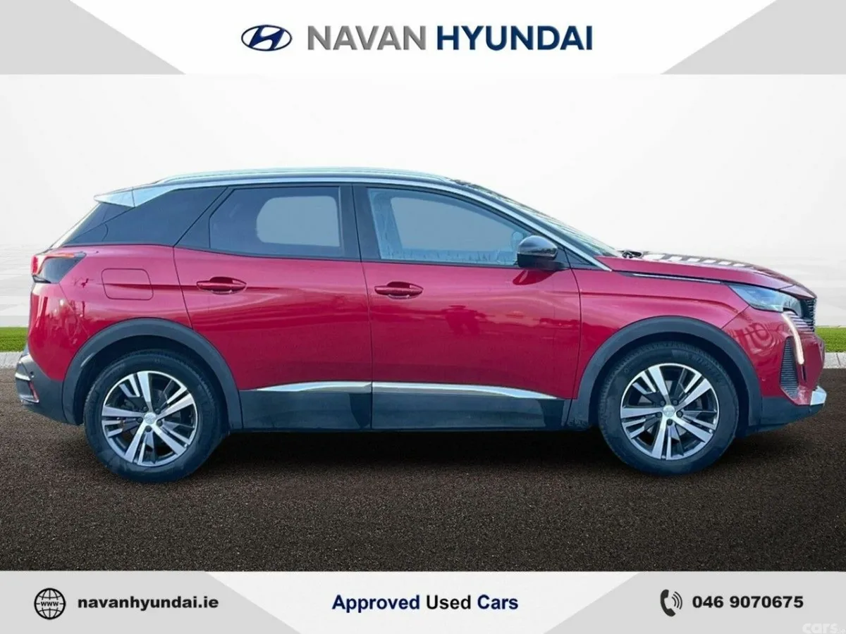 Peugeot 3008 MPV, Petrol Hybrid, 2024, Red