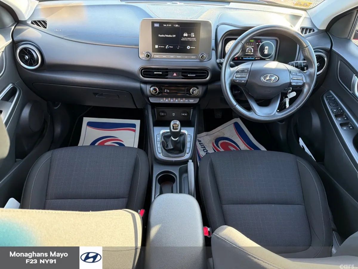Hyundai KONA MPV, Petrol, 2023, Red