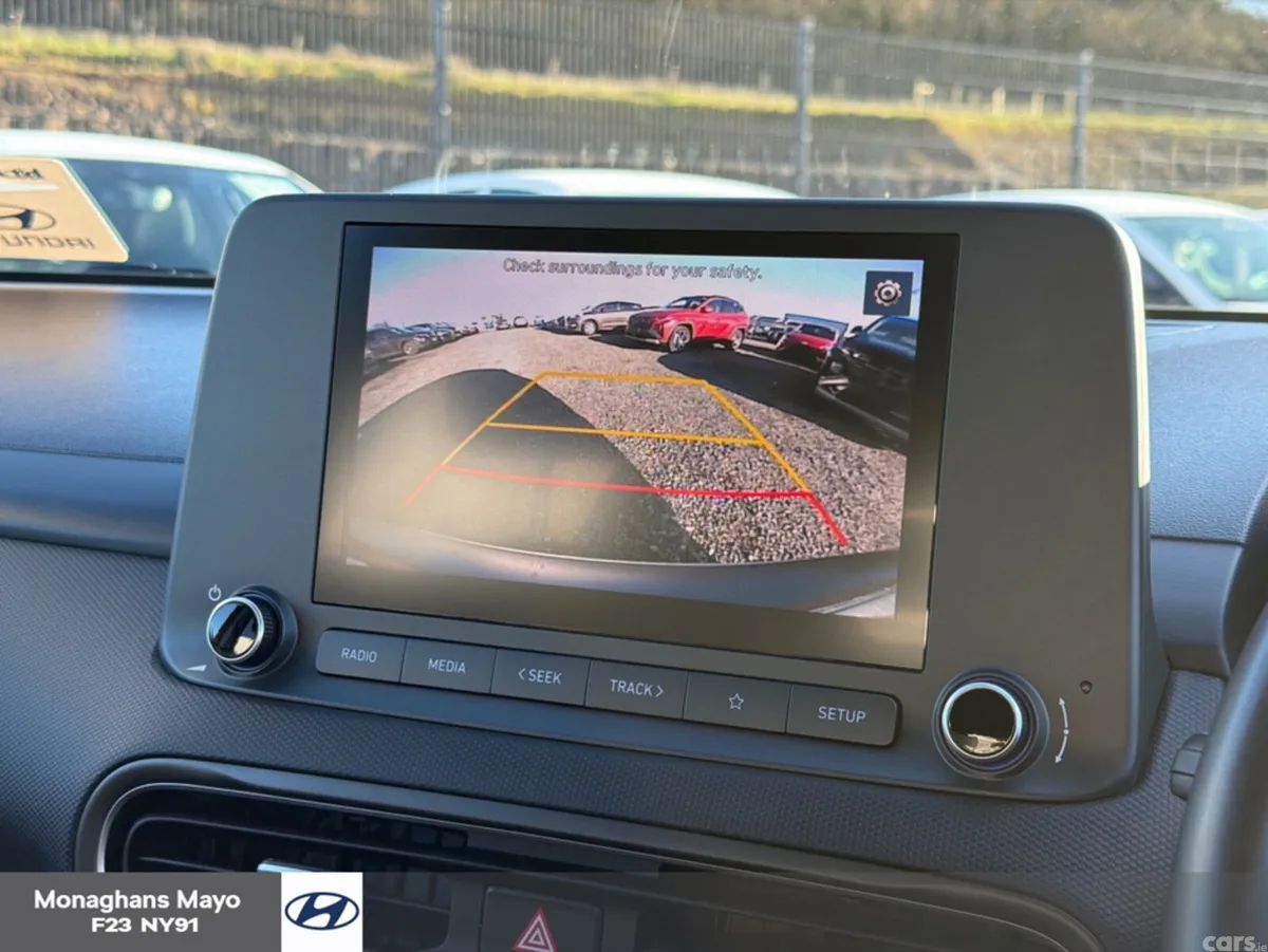Hyundai KONA MPV, Petrol, 2023, Red