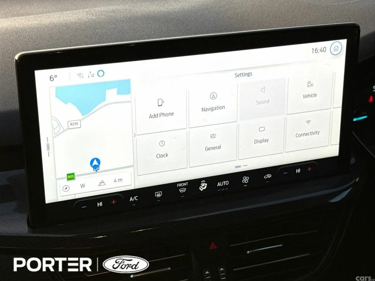 Ford Focus Hatchback, Petrol, 2024, Grey