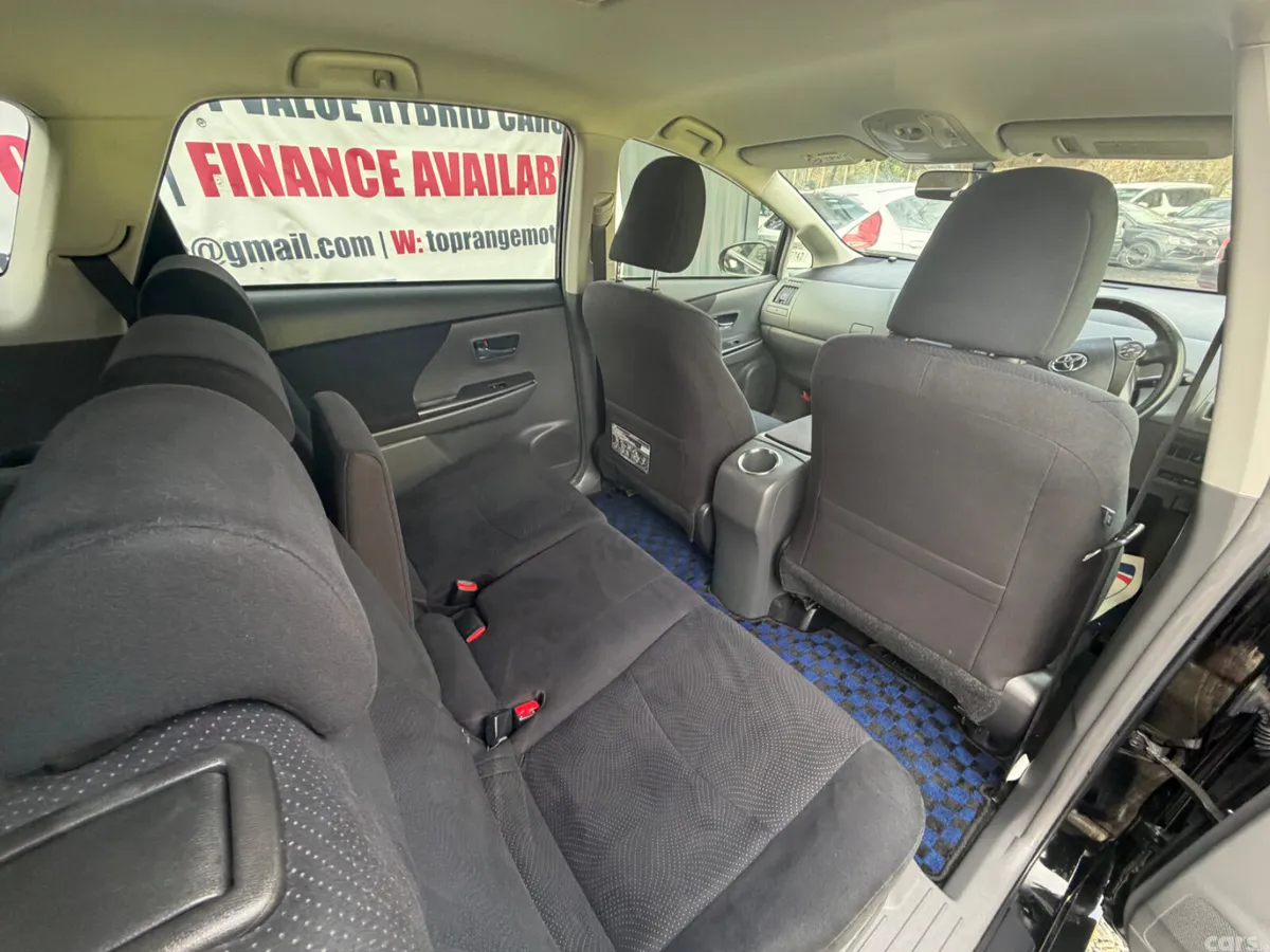 Toyota Prius Hatchback, Petrol Hybrid, 2015, Black