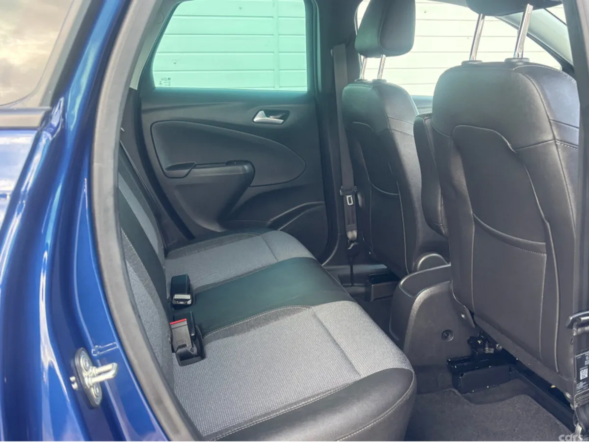 Opel Crossland X MPV, Petrol, 2022, Blue