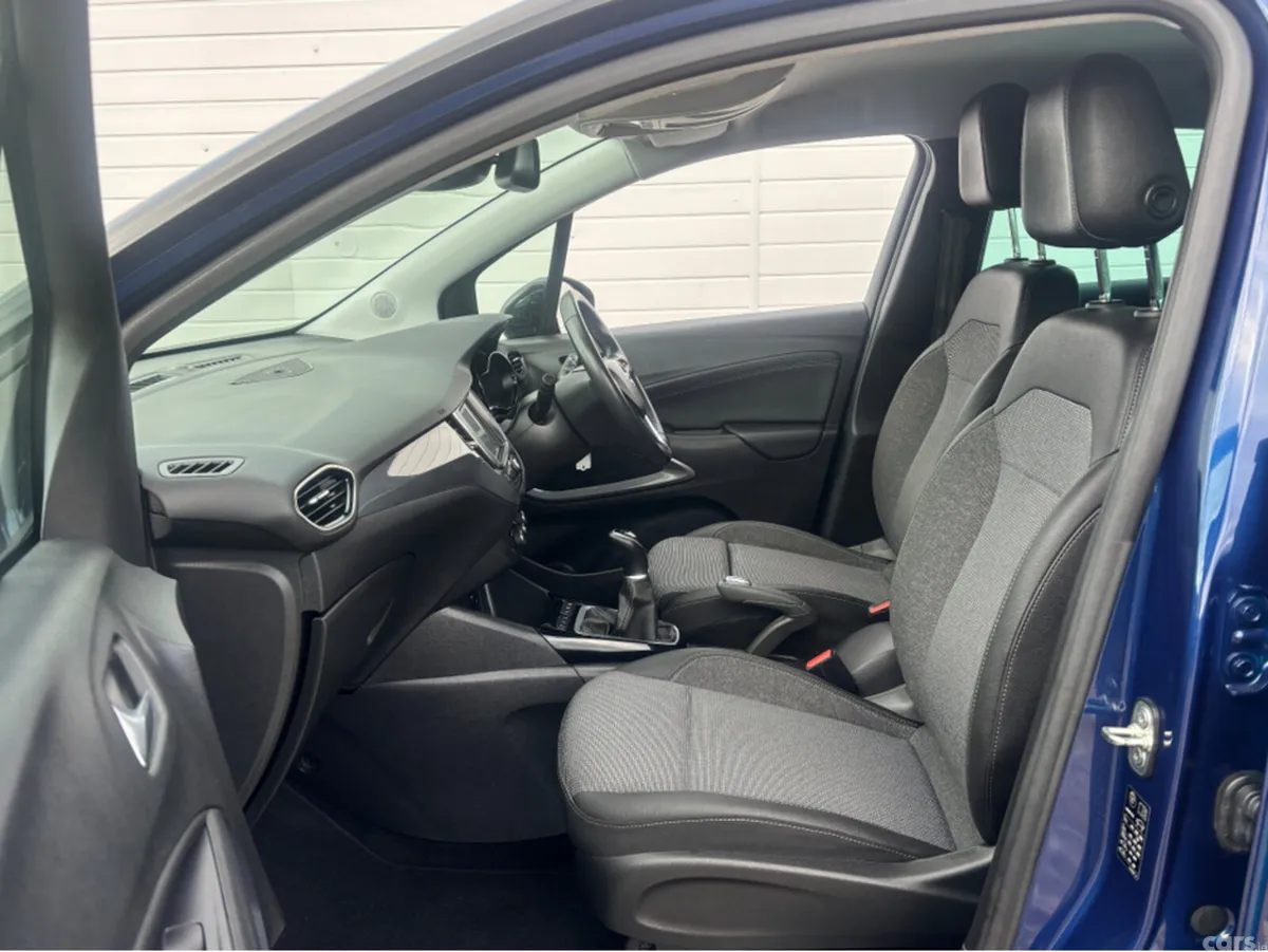 Opel Crossland X MPV, Petrol, 2022, Blue