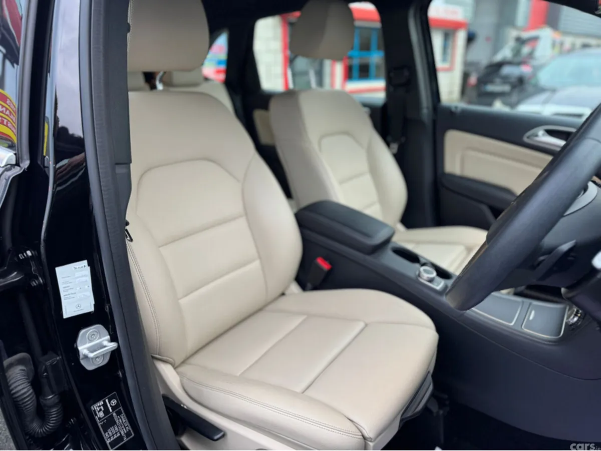 Mercedes-Benz B-Class MPV, Diesel, 2016, Black