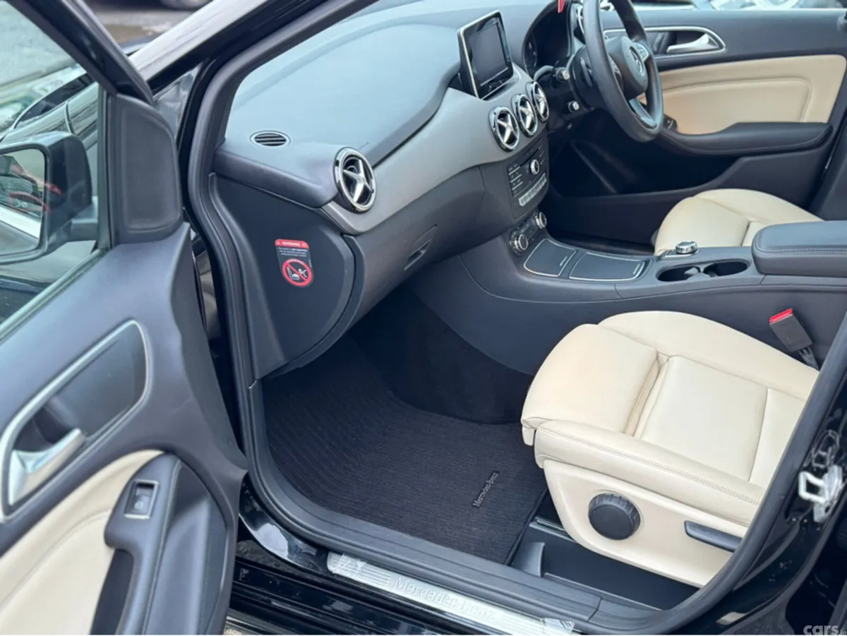 Mercedes-Benz B-Class MPV, Diesel, 2016, Black