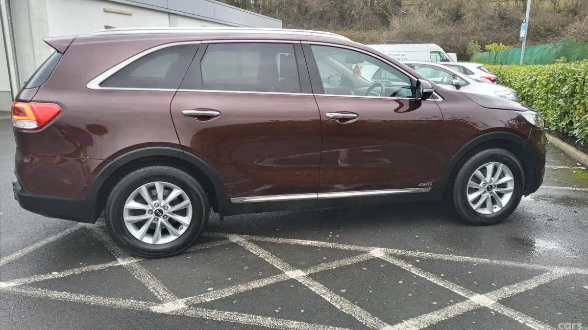 Kia Sorento SUV, Diesel, 2017, Red