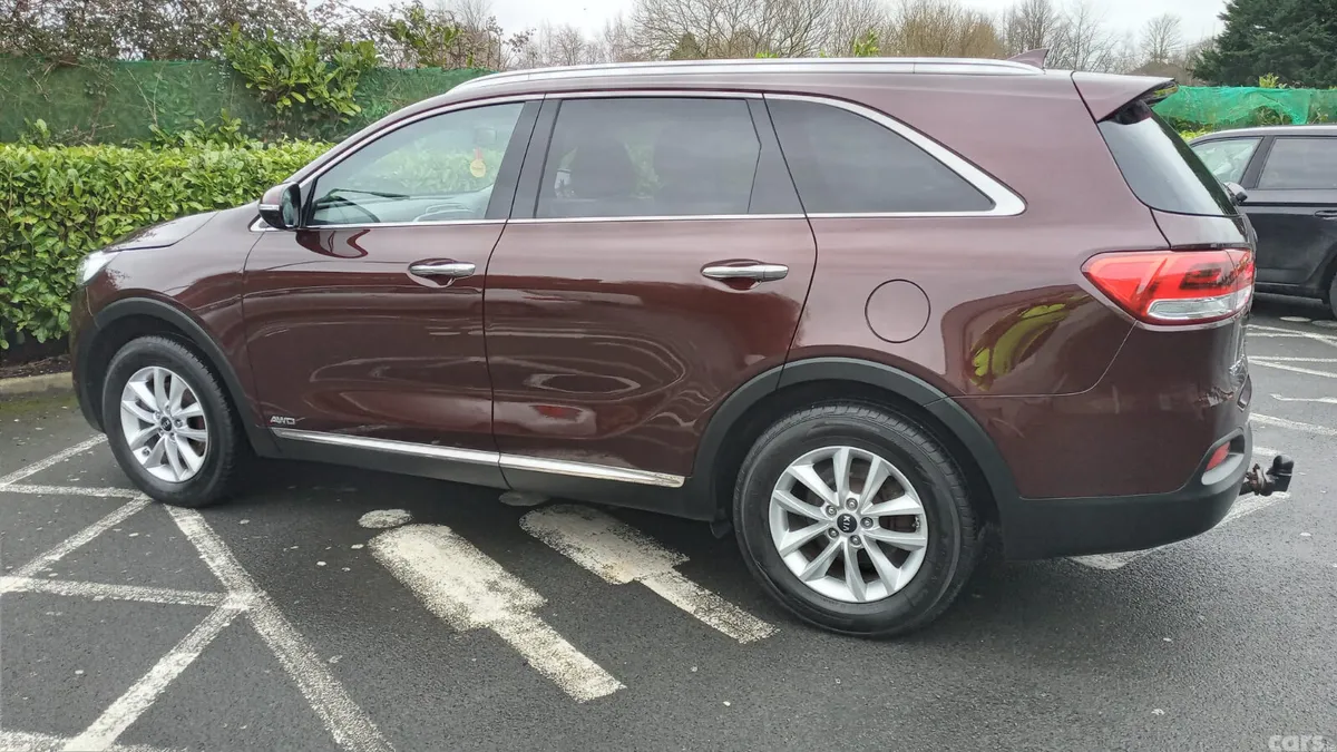 Kia Sorento SUV, Diesel, 2017, Red