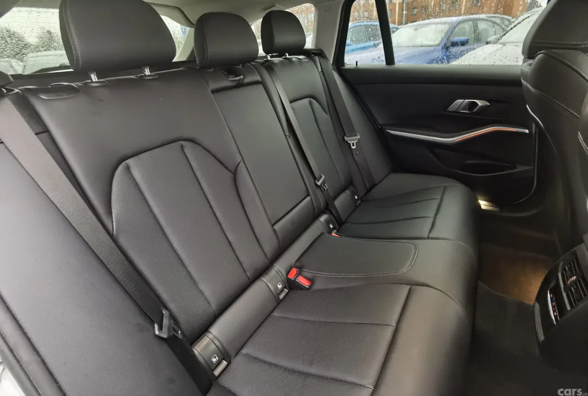BMW 3-Series Estate, Diesel, 2022, White