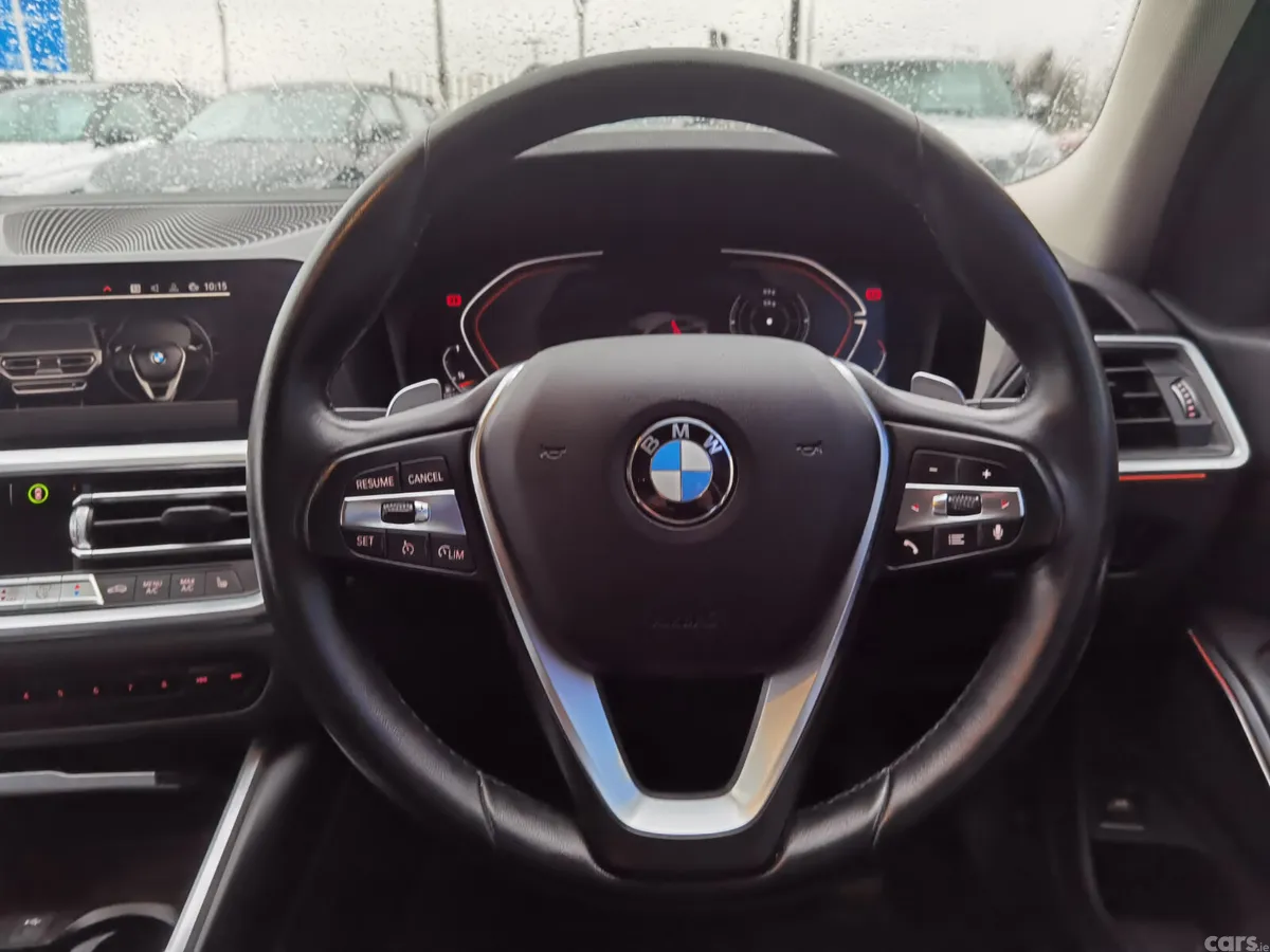 BMW 3-Series Estate, Diesel, 2022, White