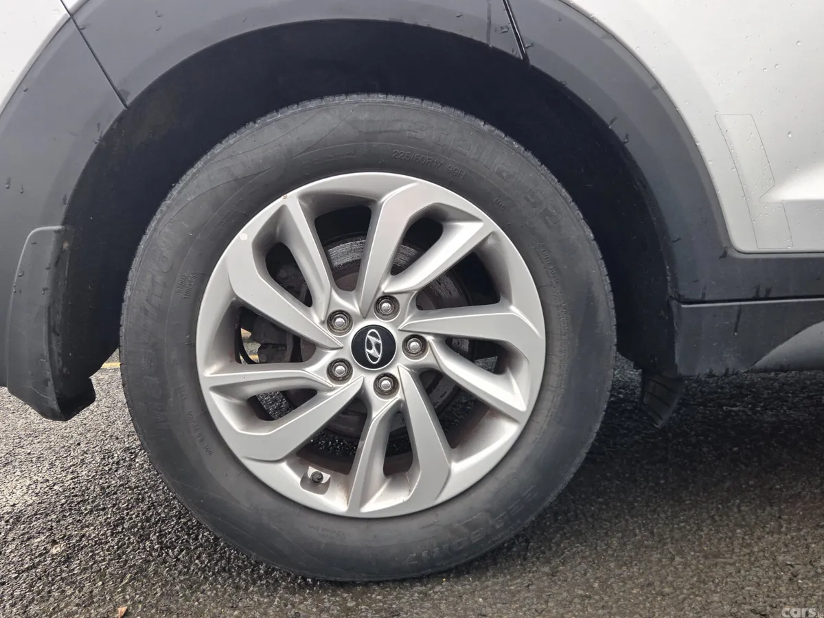 Hyundai Tucson SUV, Diesel, 2016, Silver