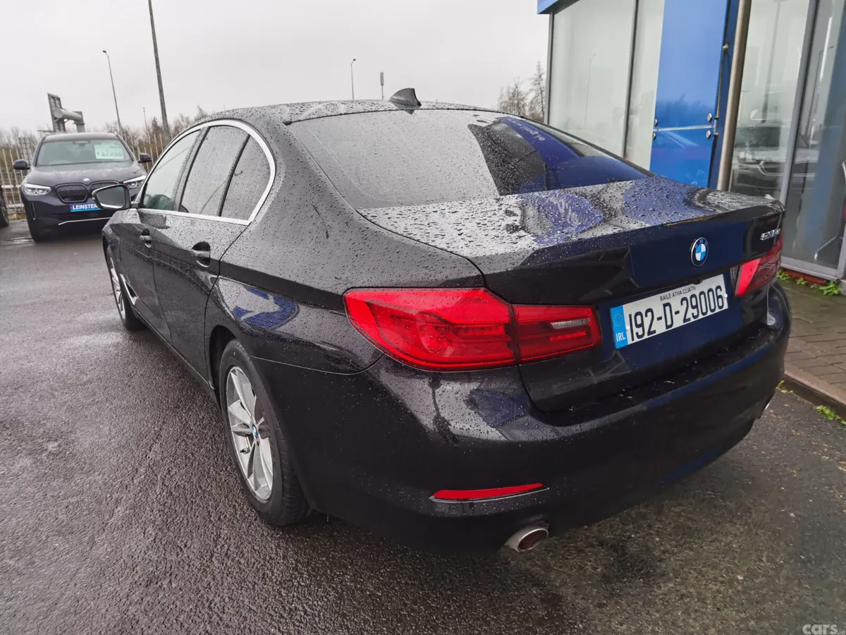 BMW 5-Series Saloon, Petrol Plug-in Hybrid, 2019, Black