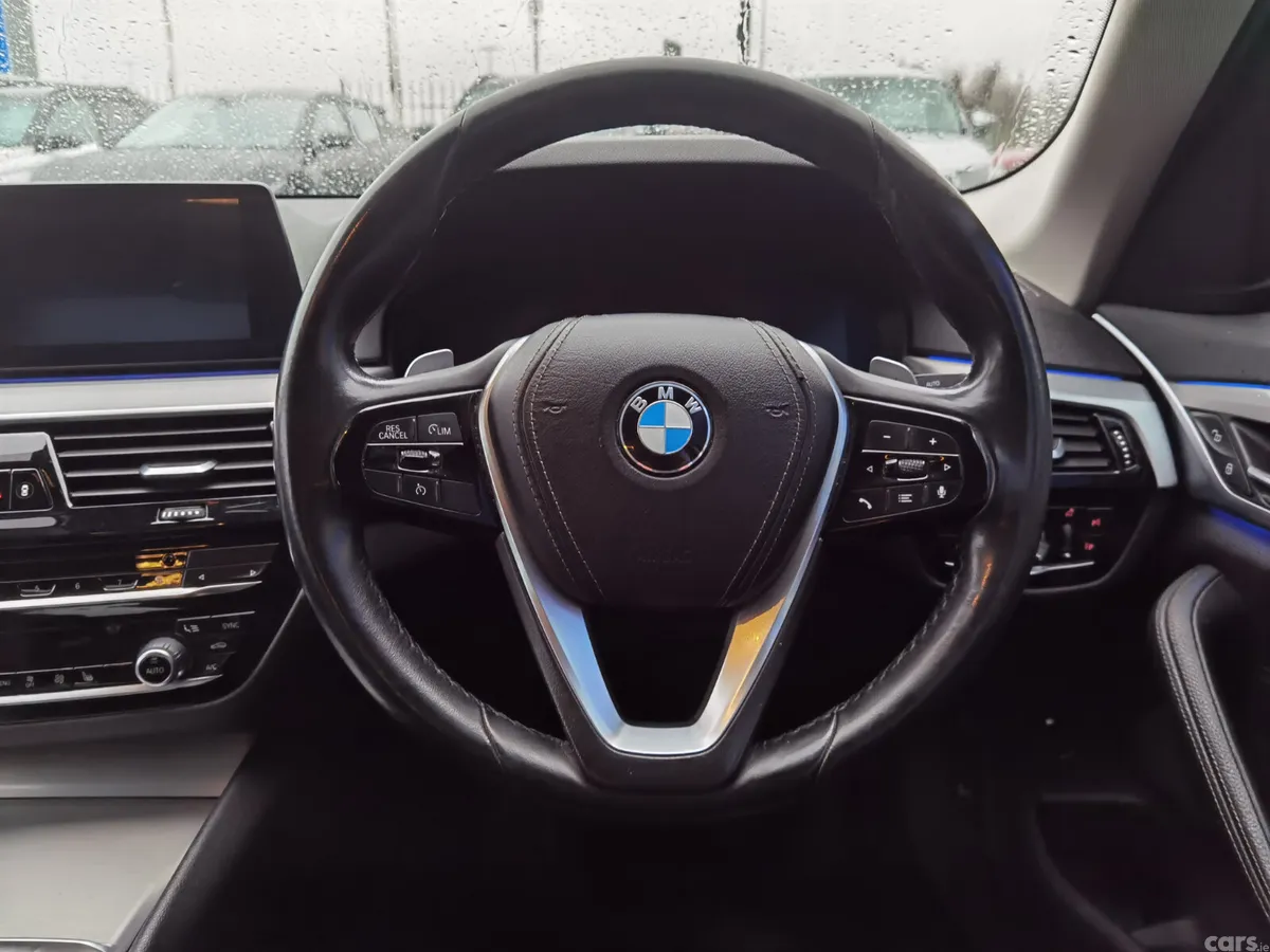 BMW 5-Series Saloon, Petrol Plug-in Hybrid, 2019, Black