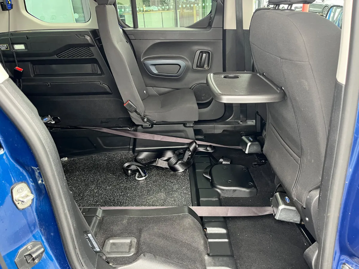 Peugeot Rifter MPV, Diesel, 2021, Blue