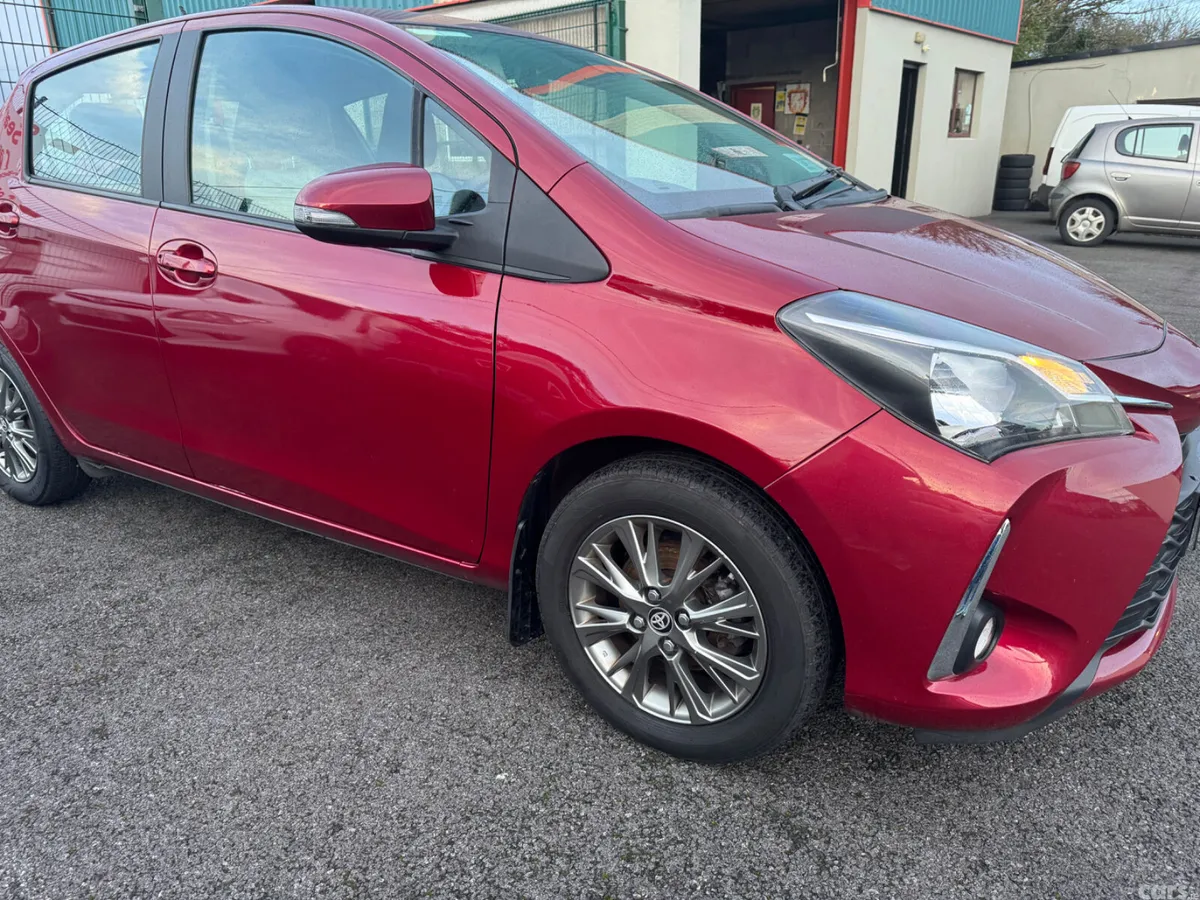 Toyota Yaris MPV, Petrol, 2019, Red
