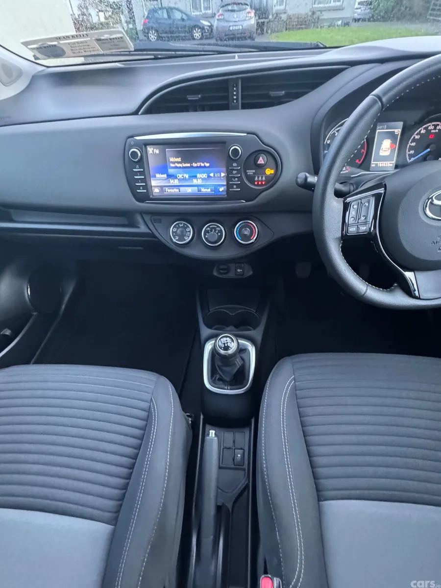 Toyota Yaris MPV, Petrol, 2019, Red