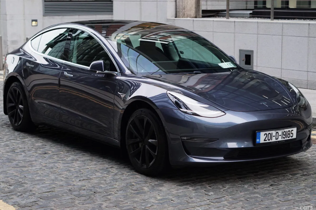 Tesla Model 3 Saloon, Electric, 2020, Grey
