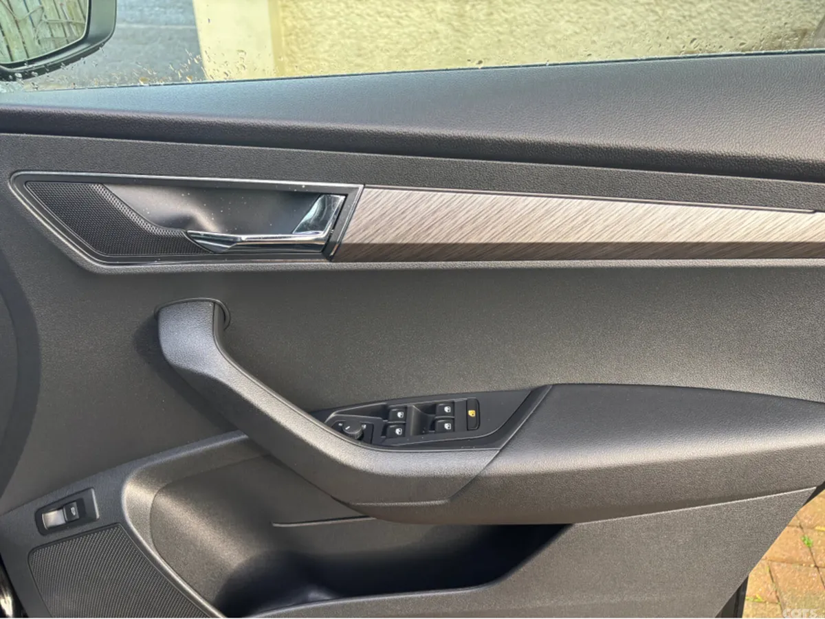 Skoda Karoq SUV, Diesel, 2023, Black