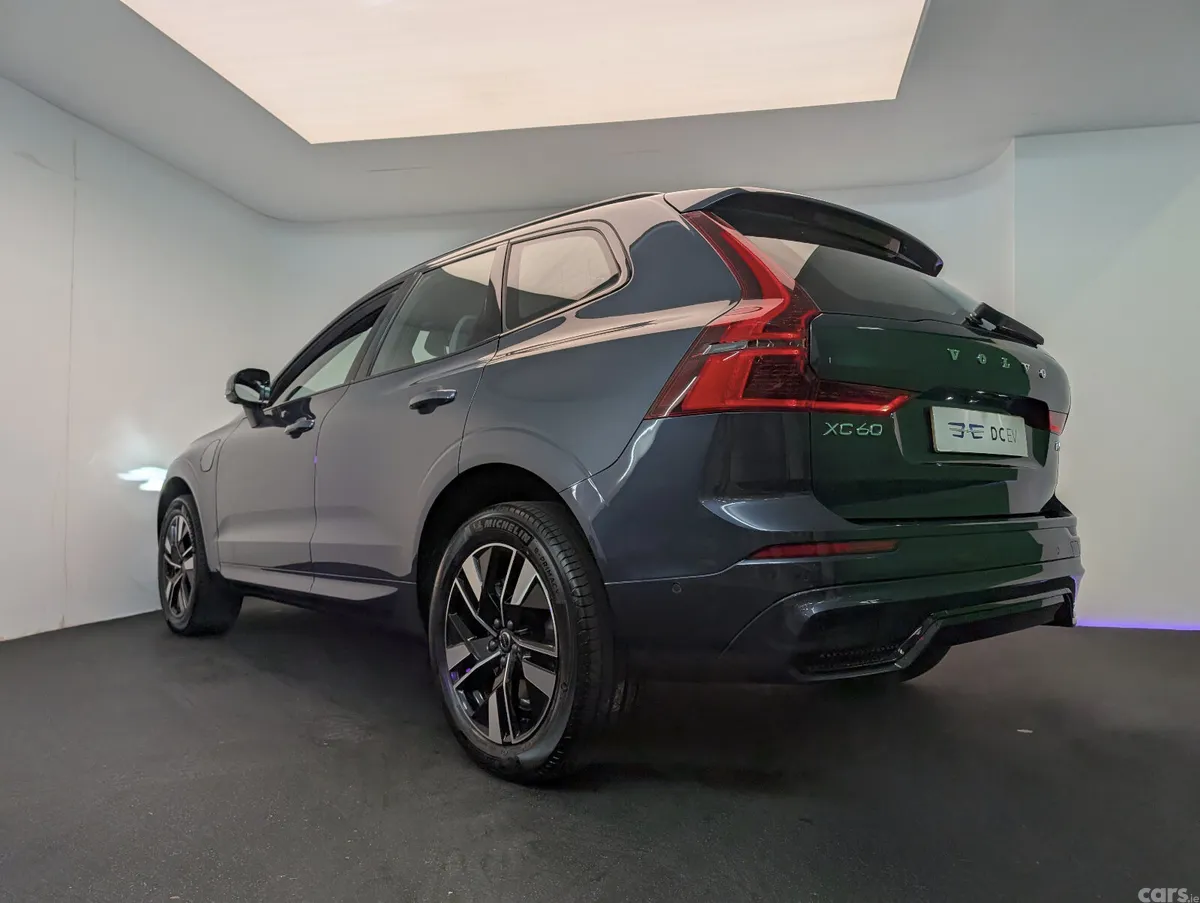 Volvo XC60 SUV, Petrol Plug-in Hybrid, 2025, Blue