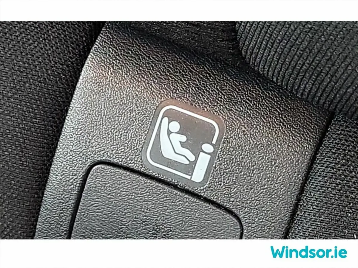 Nissan Qashqai MPV, Petrol, 2024, White