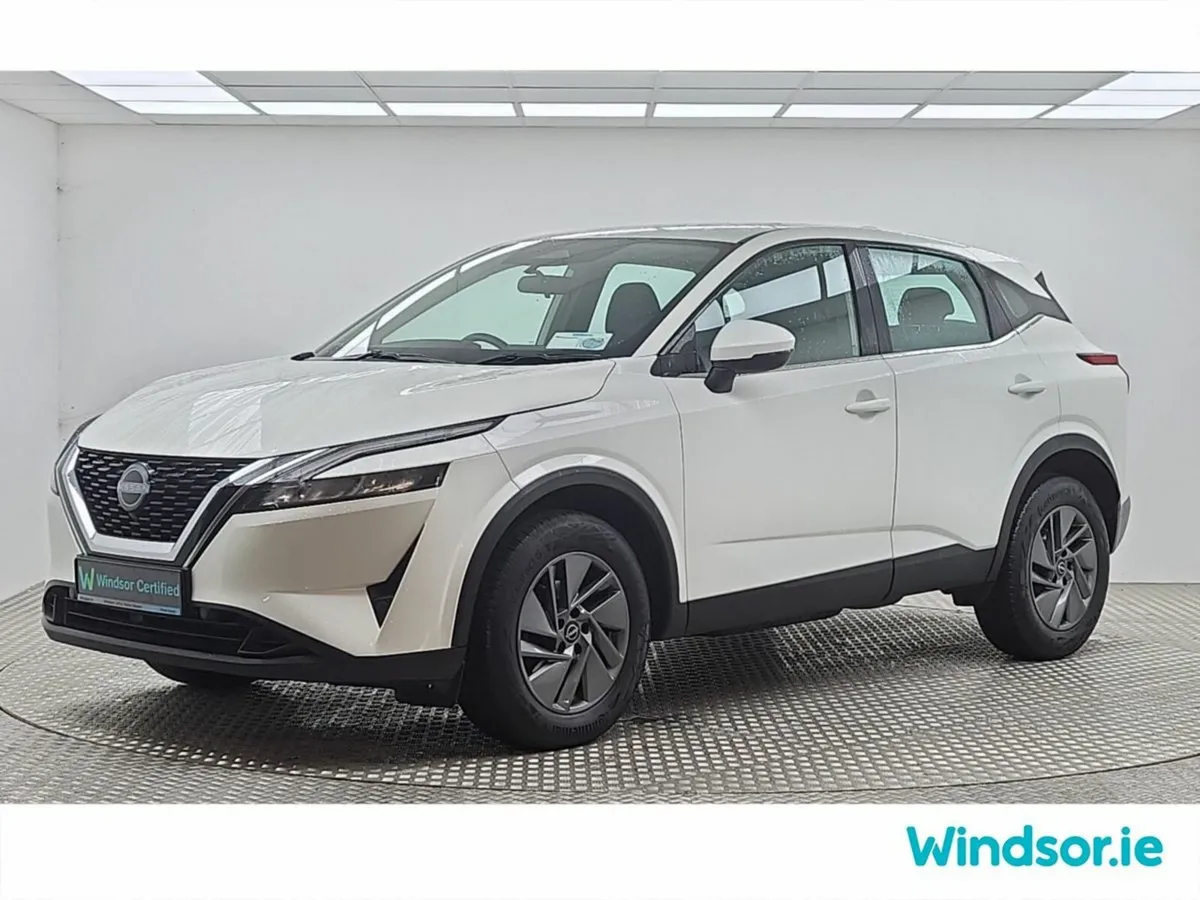 Nissan Qashqai MPV, Petrol, 2024, White