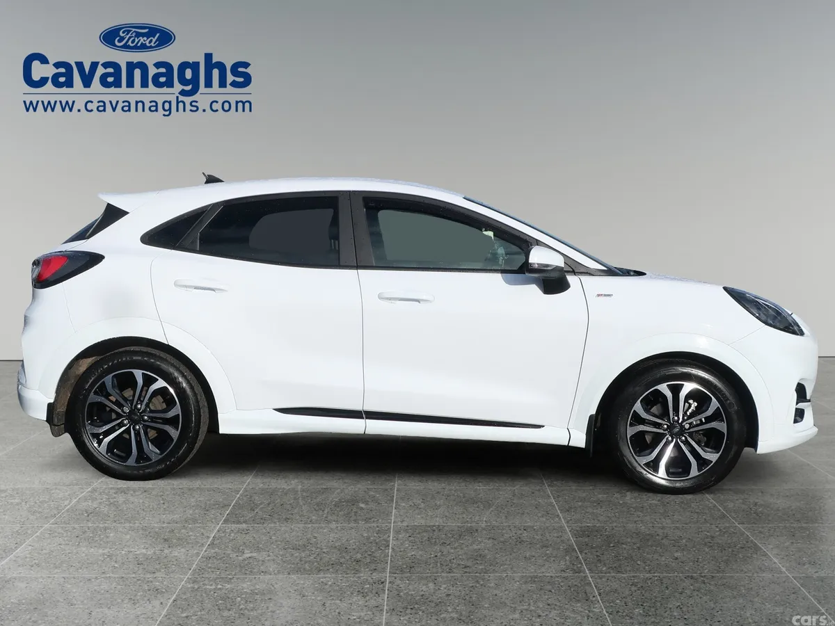 Ford Puma MPV, Petrol Hybrid, 2023, White