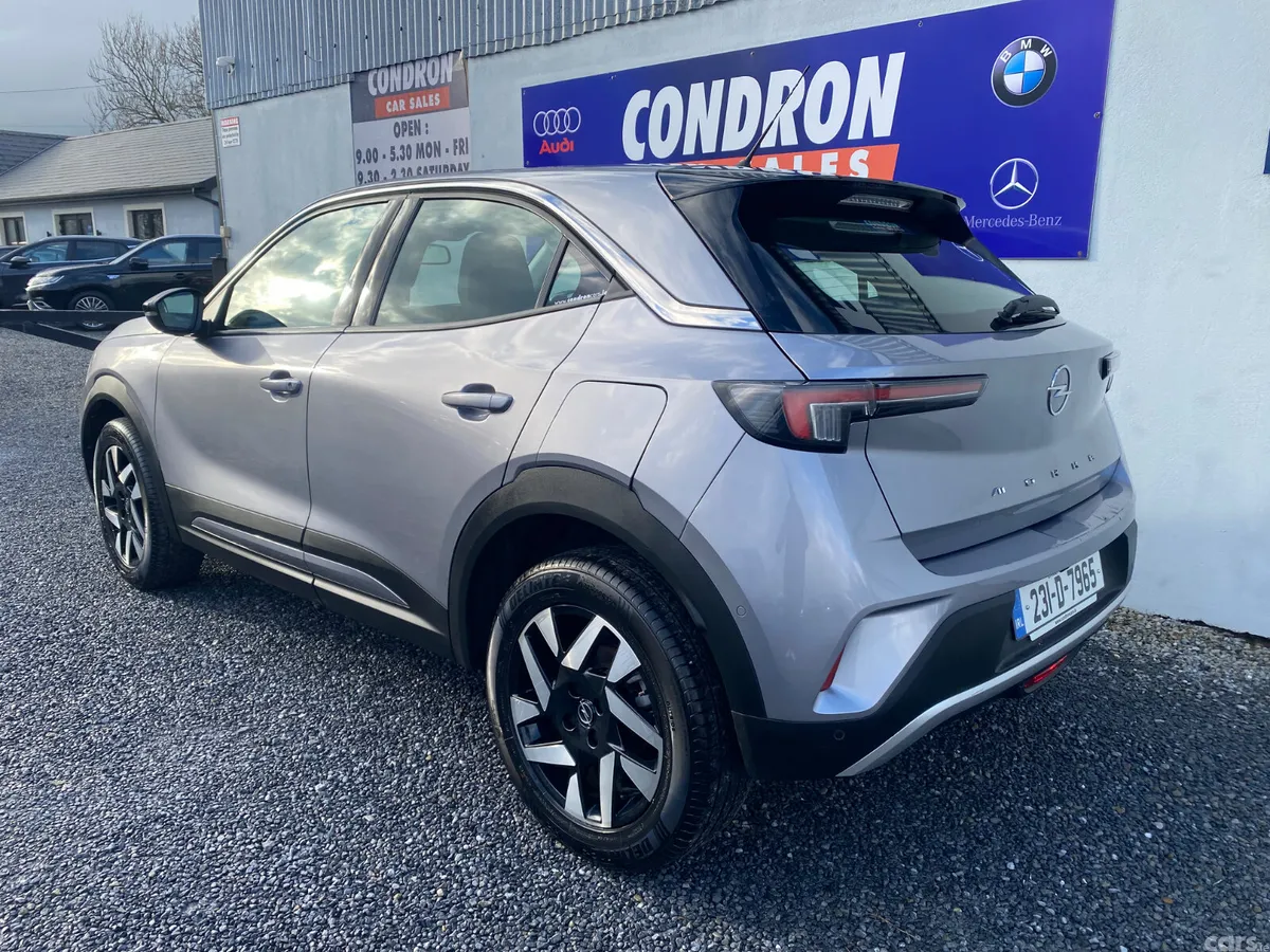 Opel Mokka SUV, Petrol, 2023, Grey