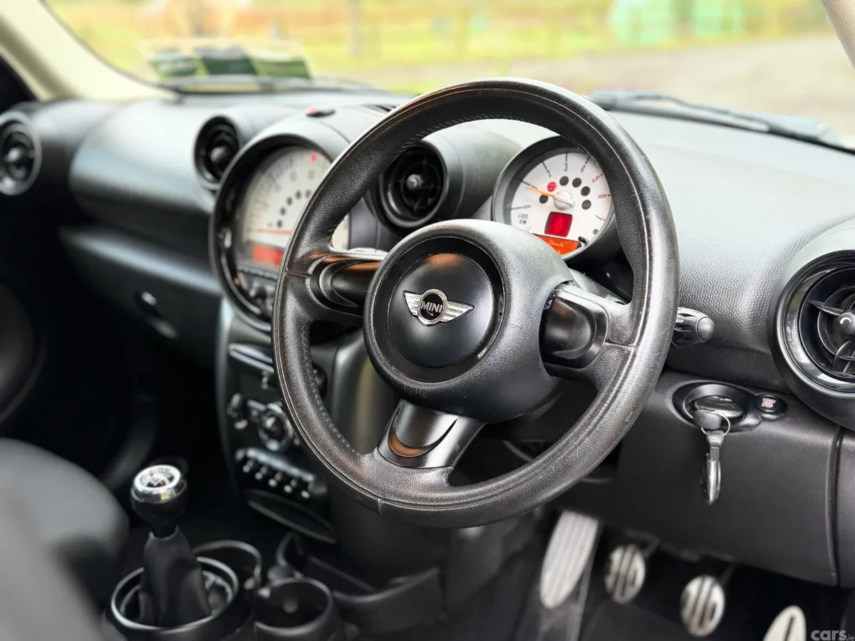 Mini Countryman Hatchback, Diesel, 2014, White