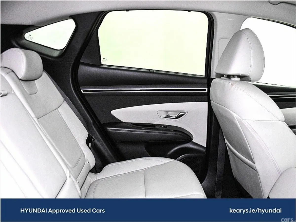 Hyundai Tucson SUV, Petrol Plug-in Hybrid, 2024, Black