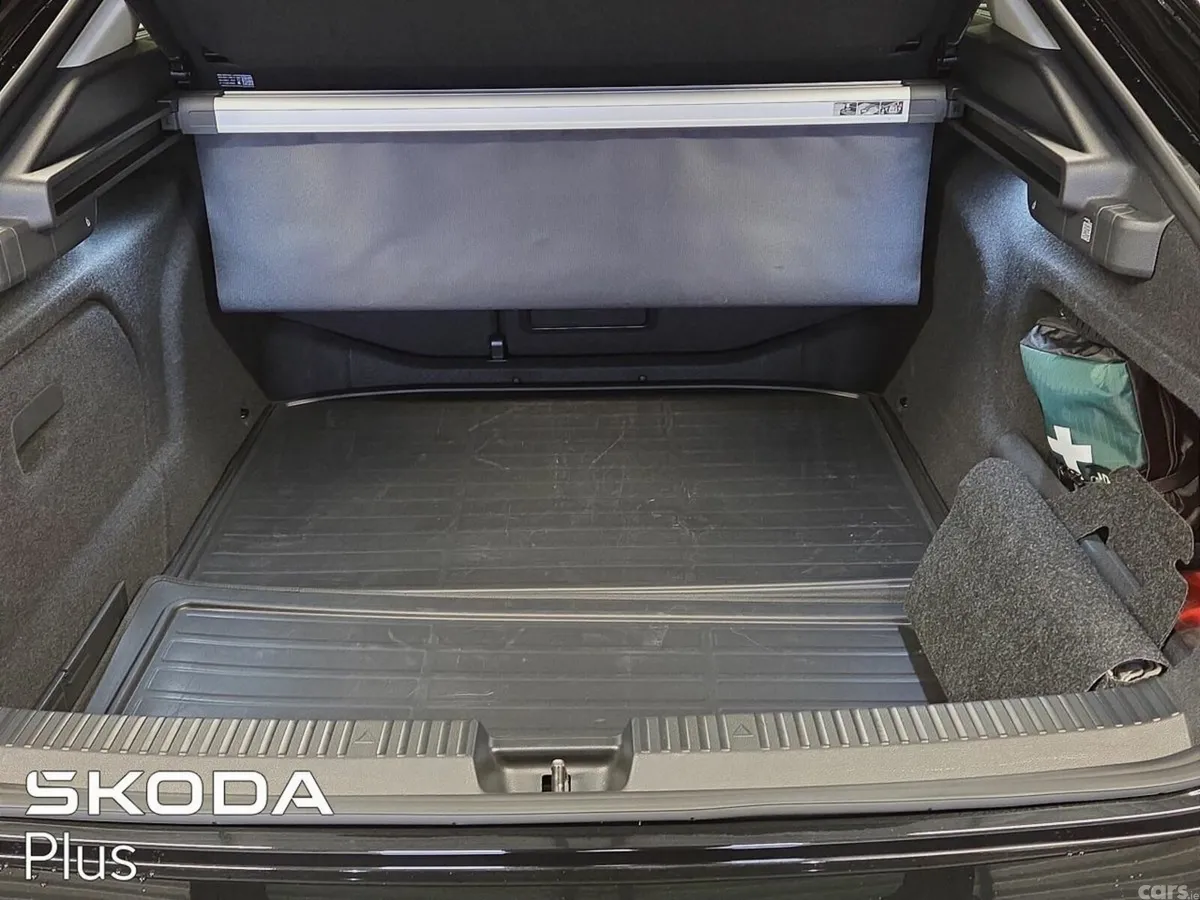Skoda Superb Saloon, Diesel, 2025, Black