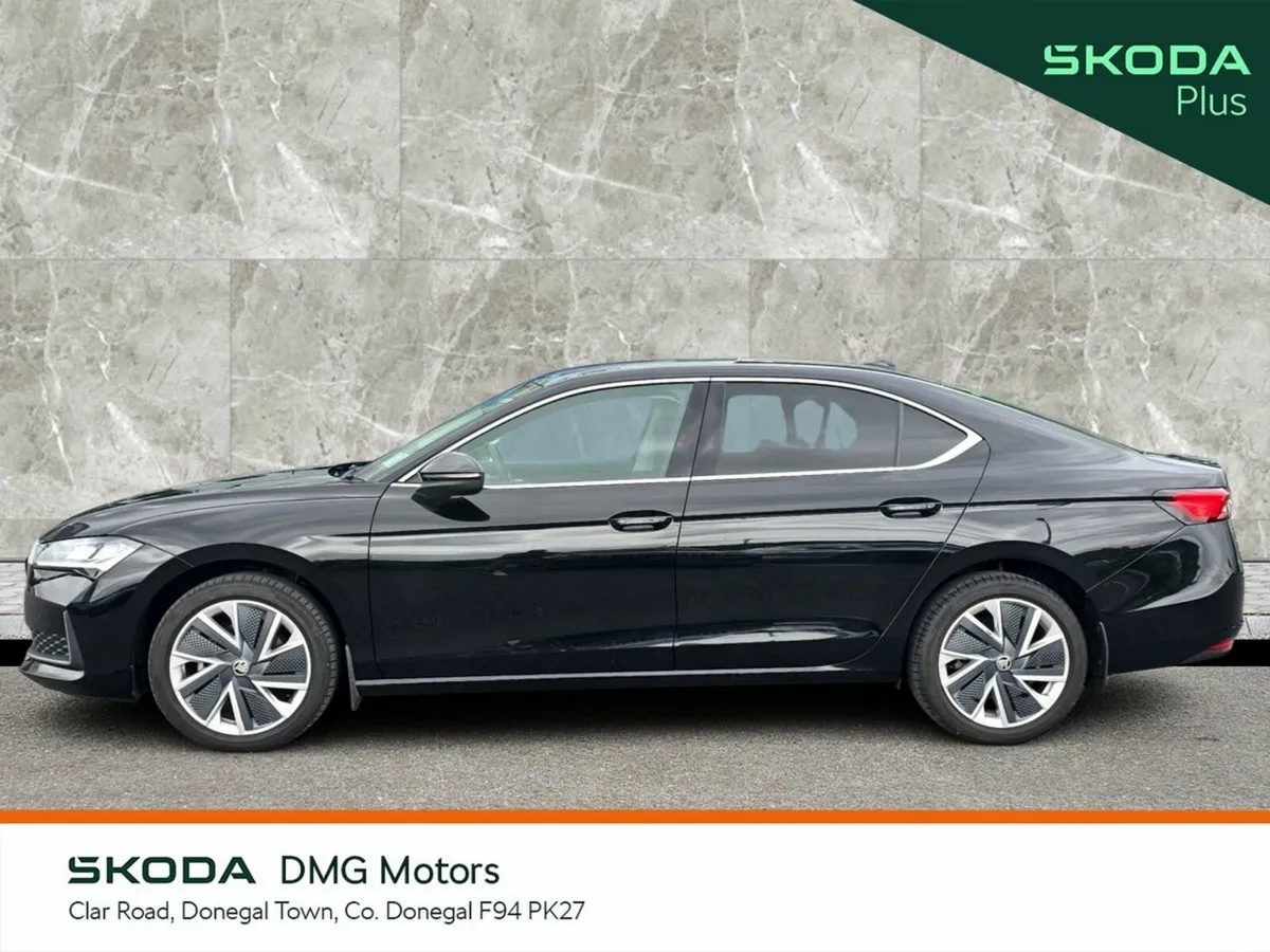 Skoda Superb Saloon, Diesel, 2025, Black