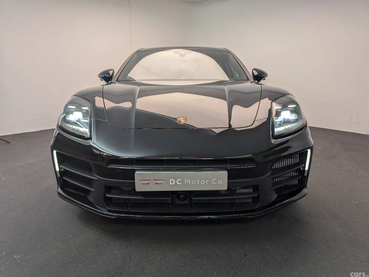 Porsche Panamera Hatchback, Petrol Plug-in Hybrid, 2025, Black