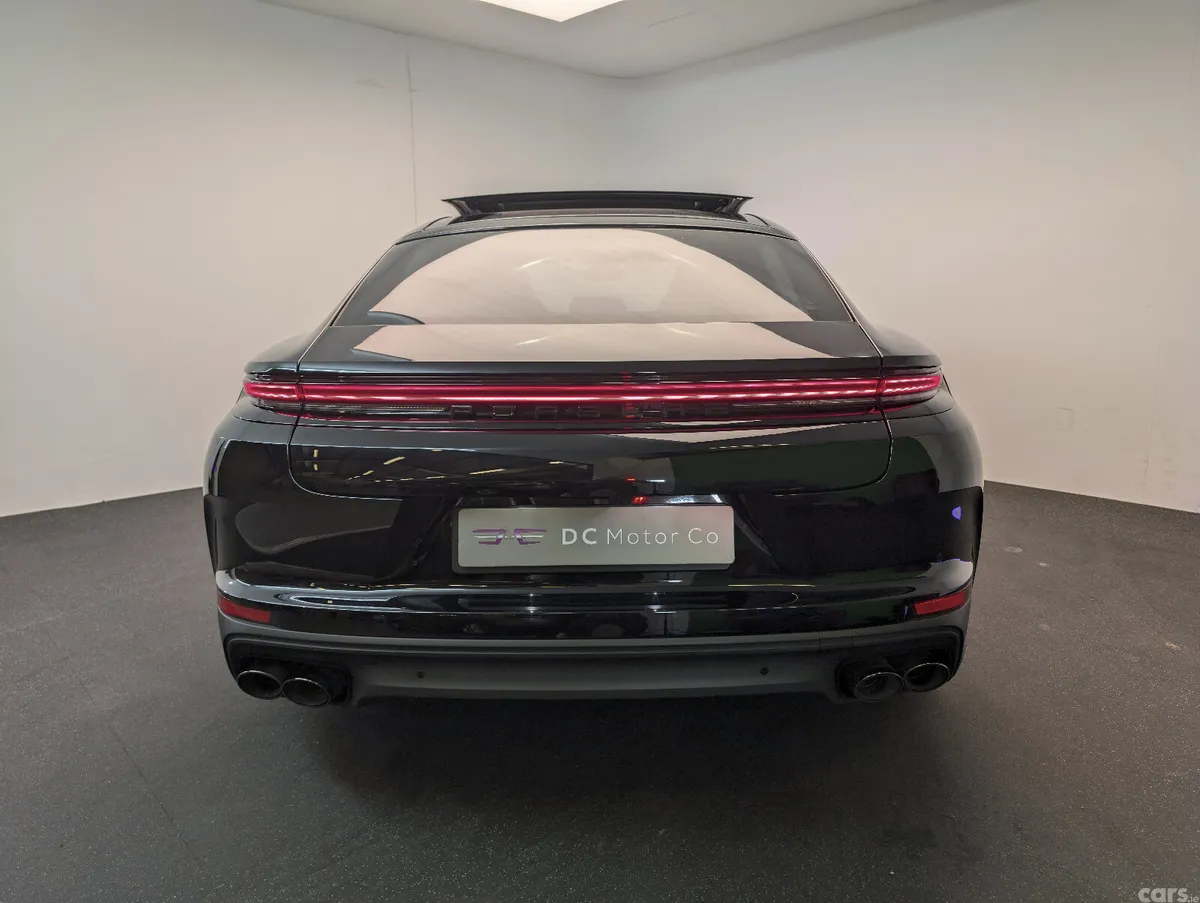 Porsche Panamera Hatchback, Petrol Plug-in Hybrid, 2025, Black