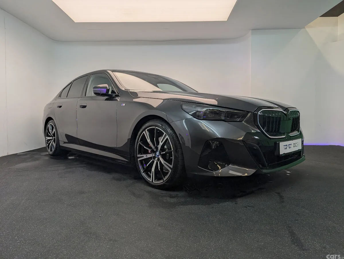 BMW 5-Series Saloon, Petrol Plug-in Hybrid, 2024, Grey