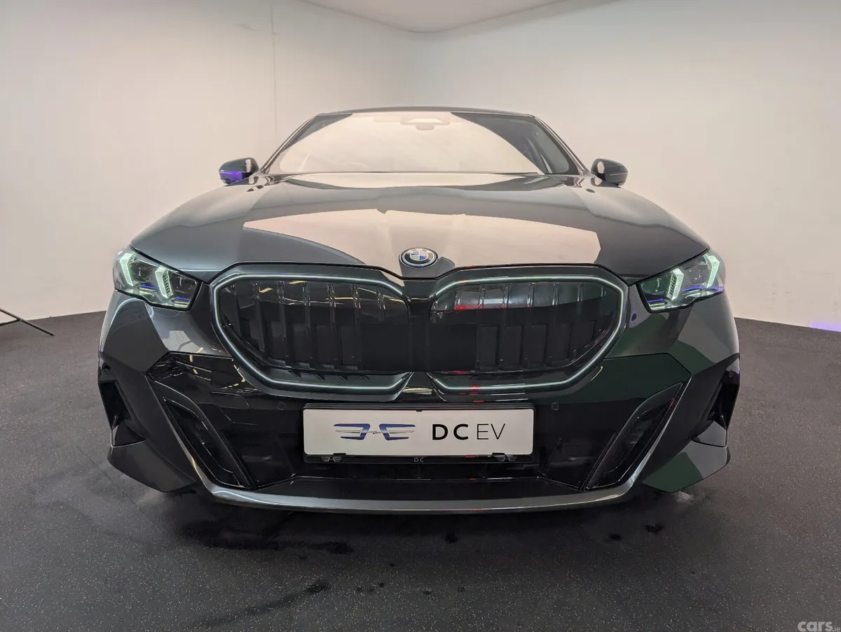 BMW 5-Series Saloon, Petrol Plug-in Hybrid, 2024, Grey