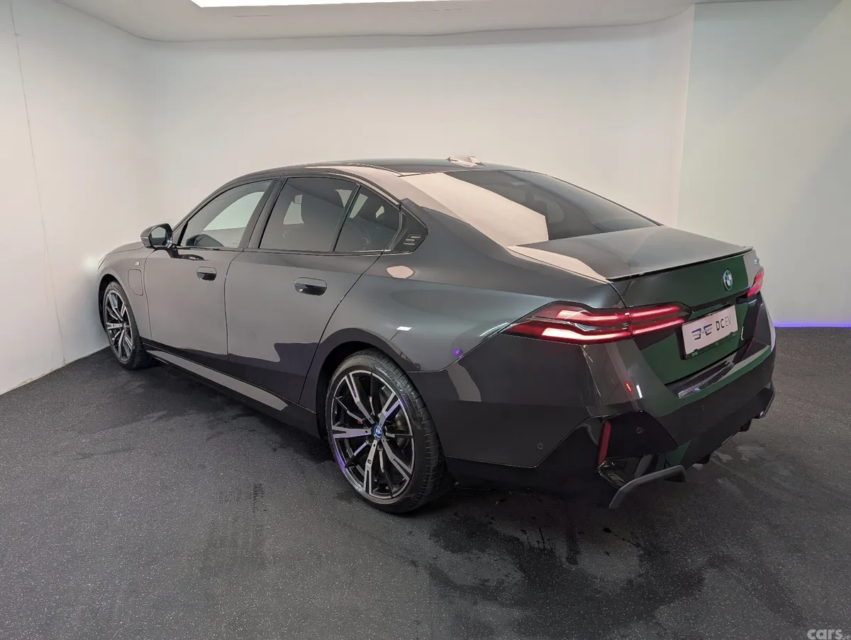 BMW 5-Series Saloon, Petrol Plug-in Hybrid, 2024, Grey