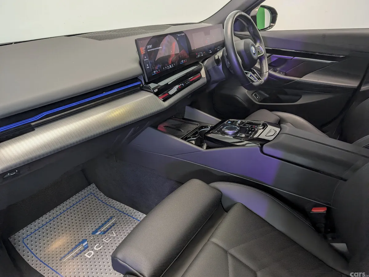 BMW 5-Series Saloon, Petrol Plug-in Hybrid, 2024, Grey