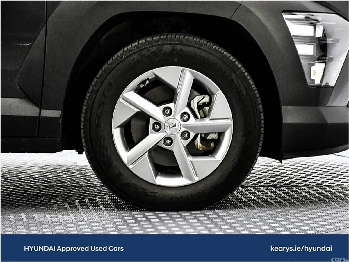 Hyundai KONA SUV, Petrol, 2024, Grey