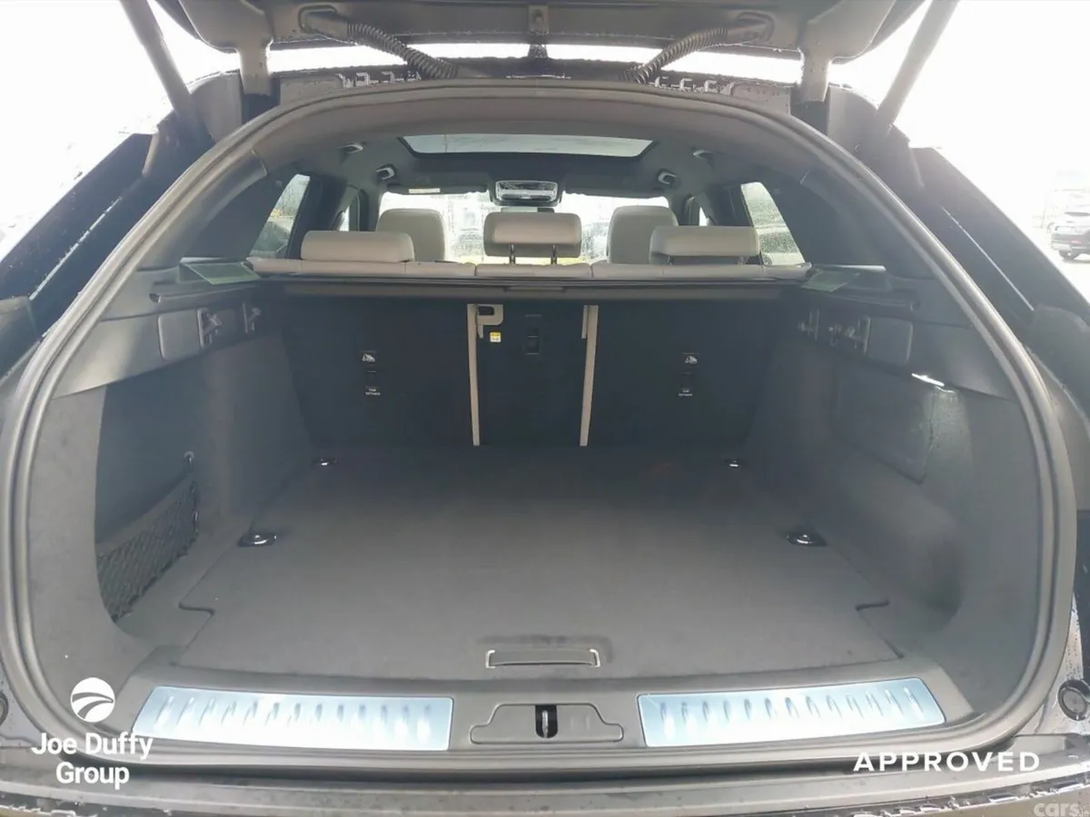 Land Rover Range Rover Velar SUV, Petrol Plug-in Hybrid, 2026, Black
