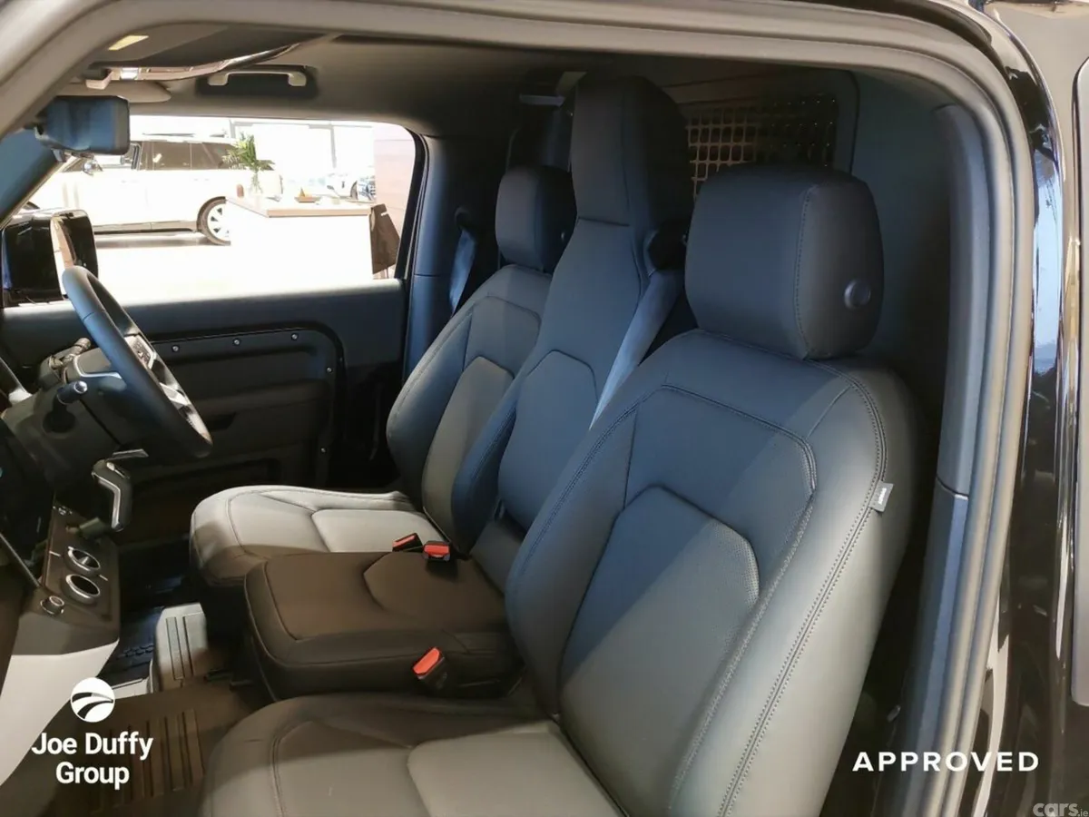 Land Rover Defender SUV, Diesel, 2026, Black