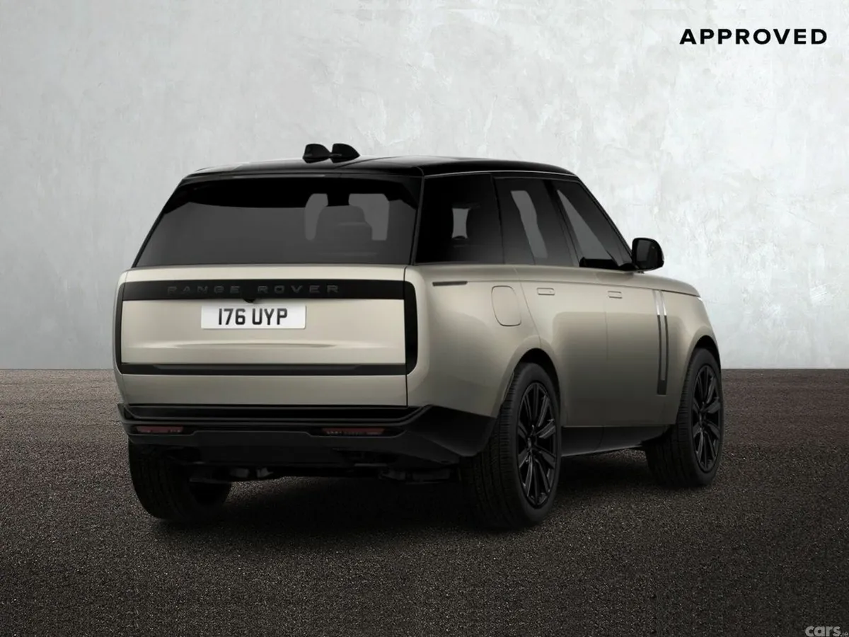 Land Rover Range Rover SUV, Petrol Plug-in Hybrid, 2026, Gold