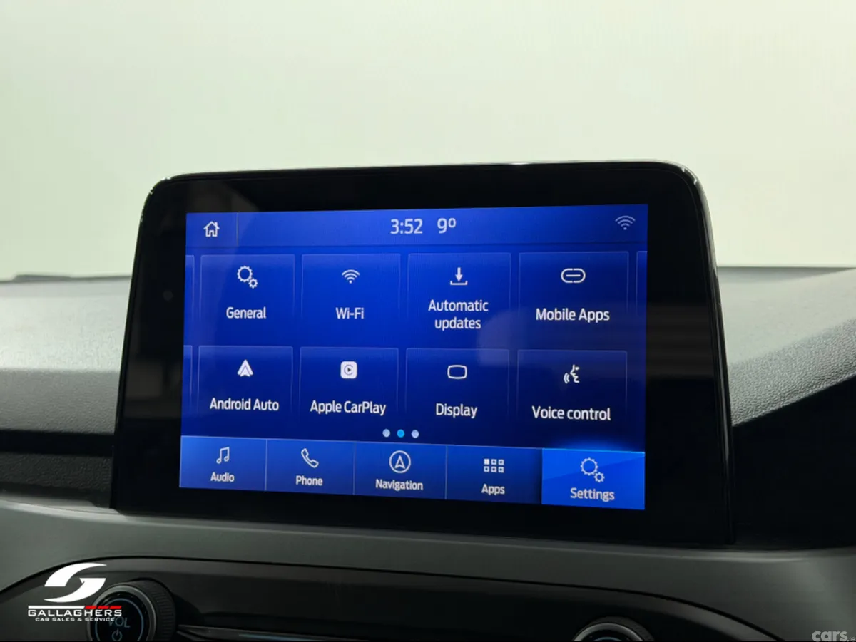 Ford Focus Hatchback, Diesel, 2022, Red