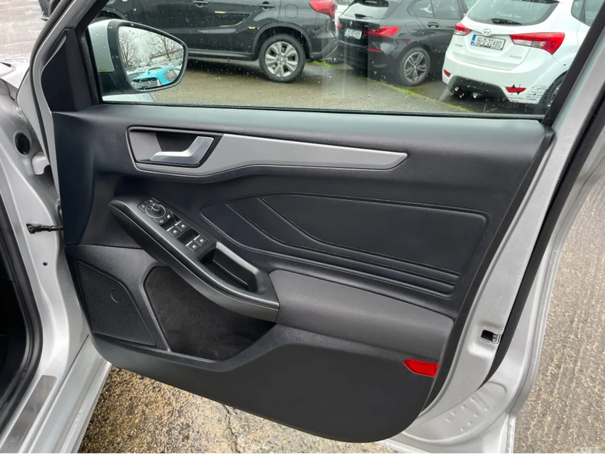 Ford Focus Estate, Petrol, 2022, Grey