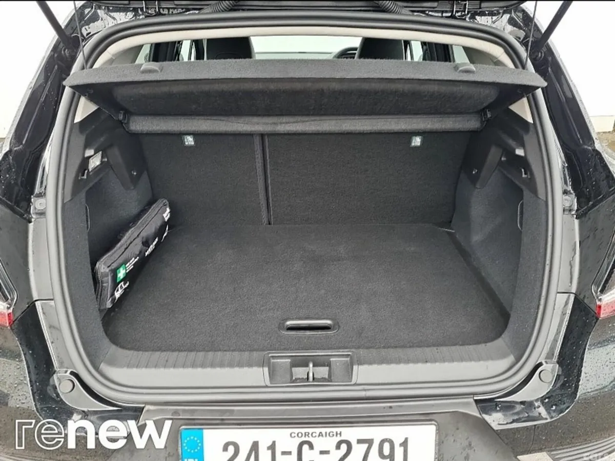 Renault Captur Hatchback, Petrol, 2024, Black