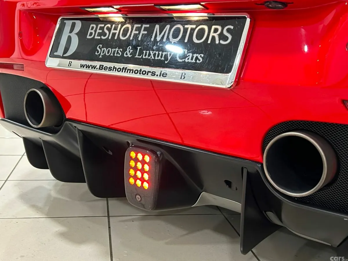 Ferrari 488 Convertible, Petrol, 2017, Red