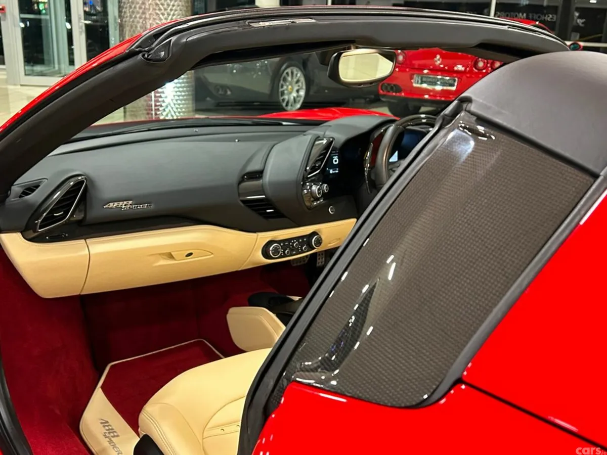 Ferrari 488 Convertible, Petrol, 2017, Red